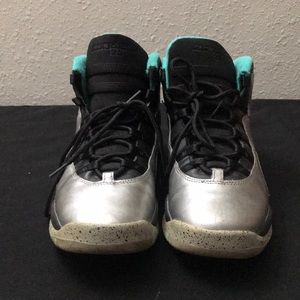 Jordan Retro 10s “Lady Liberty” size 7